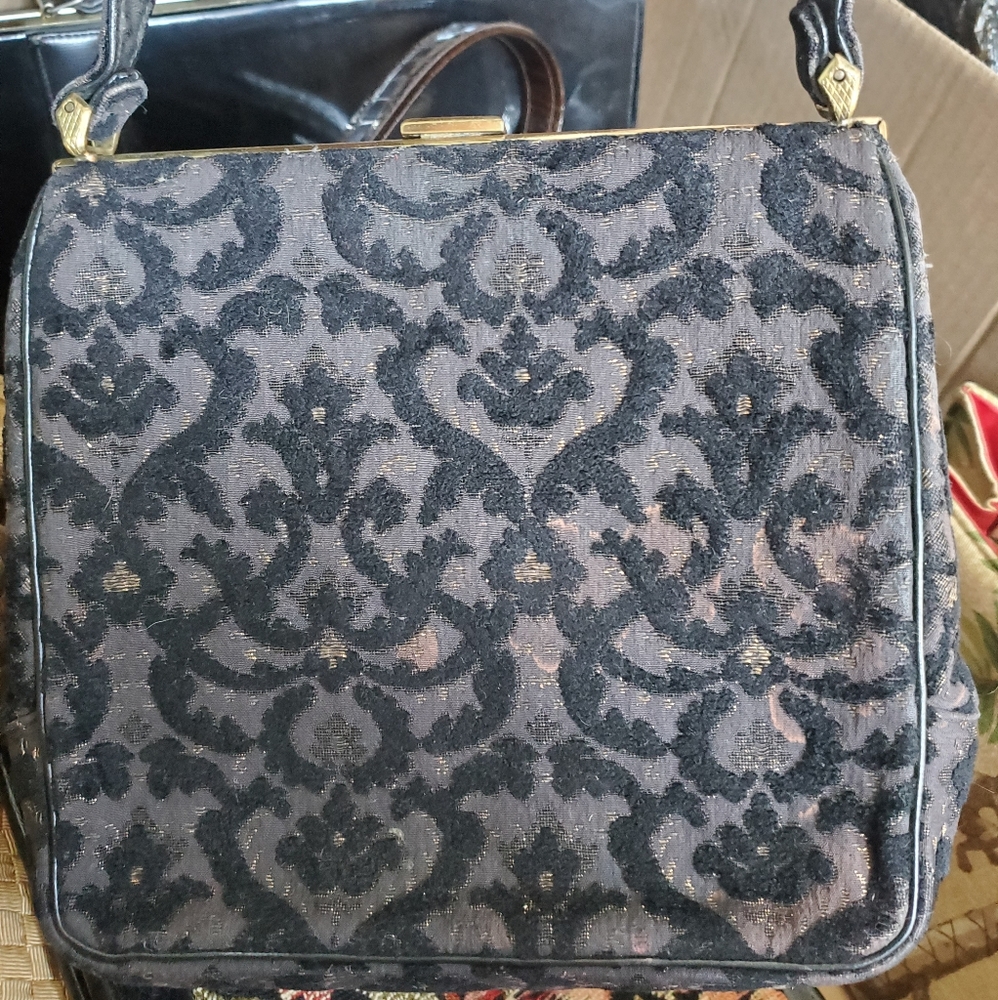 Purses - Picture 3 of 5